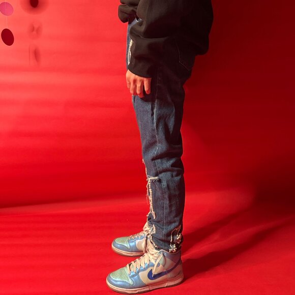 Striking Sandro Pearl-Embellished Jeans – French Designer Denim - Size US 2 - Picture 5 of 12